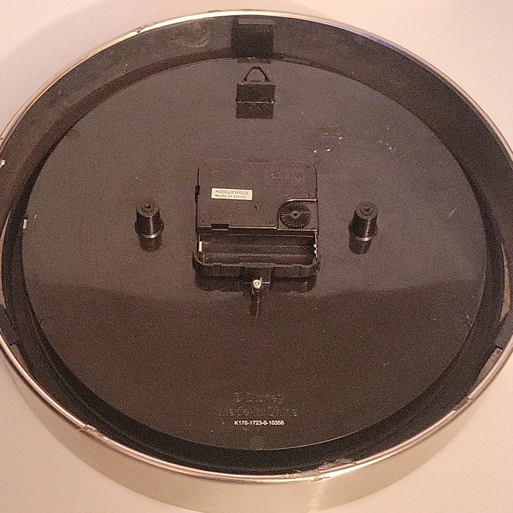 Disney clock for props or to fix.